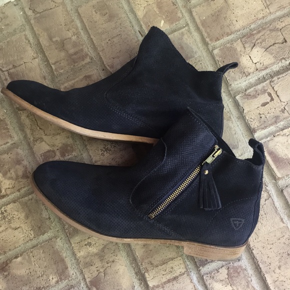 Tamaris Shoes - Tamaris Navy Suede Ankle Booties